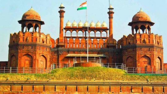 What to see in Delhi visit Red fort