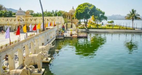 City Palace a place you must visit in Udaipur