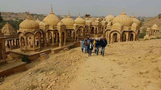 Desert tour for groups in India