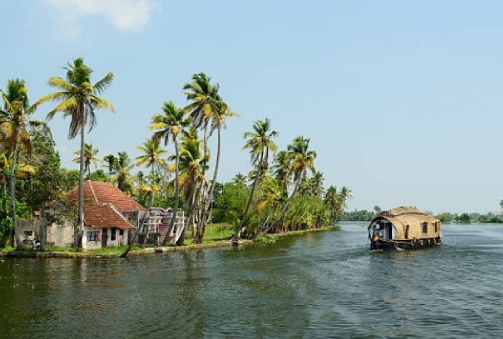 Alleppey-Kumarakom-Kochi (81 km, 2 hours 20 minutes)