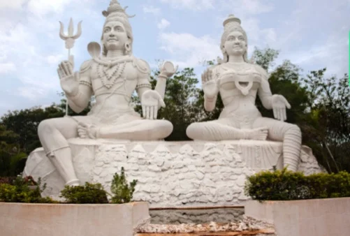Jeypore-Visakhapatnam (213 Km, 5 hours 20 minutes)