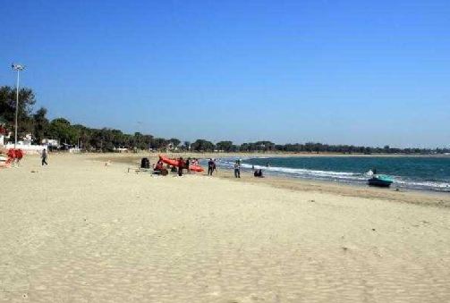 Diu – Palitana – Bhavnagar (200 Km, 4 Hours) (Half board with buffet dinner)