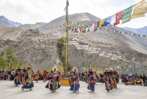 Yurutse–Kaya/Sku (Trekking)